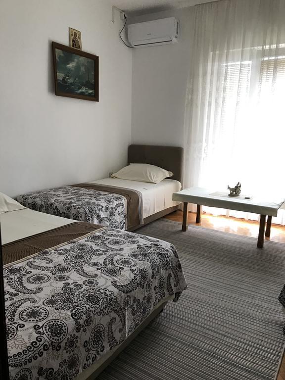 Apartments Pavicevic Tivat Luaran gambar