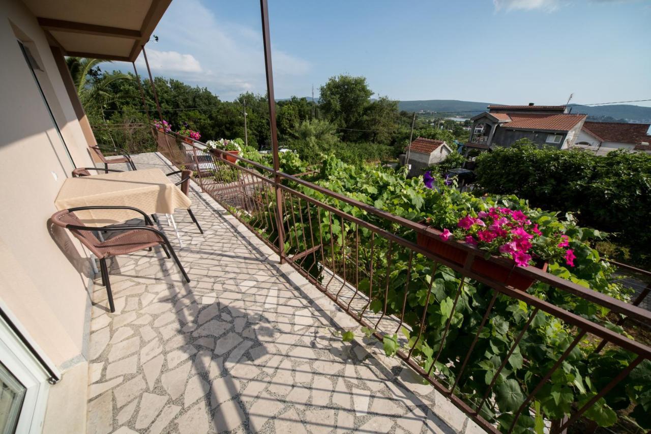 Apartments Pavicevic Tivat Bilik gambar