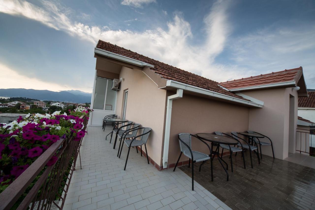 Apartments Pavicevic Tivat Bilik gambar
