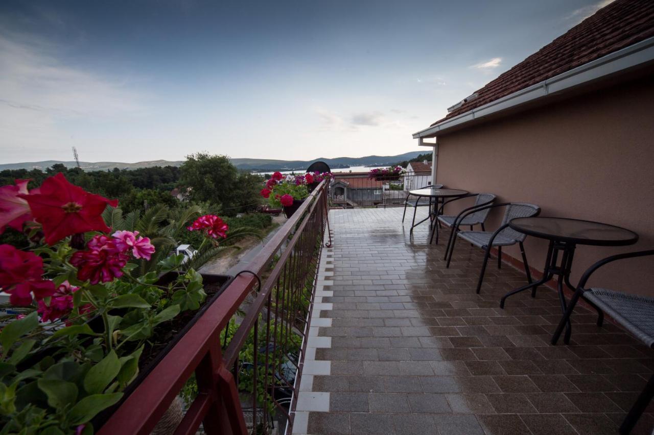 Apartments Pavicevic Tivat Bilik gambar