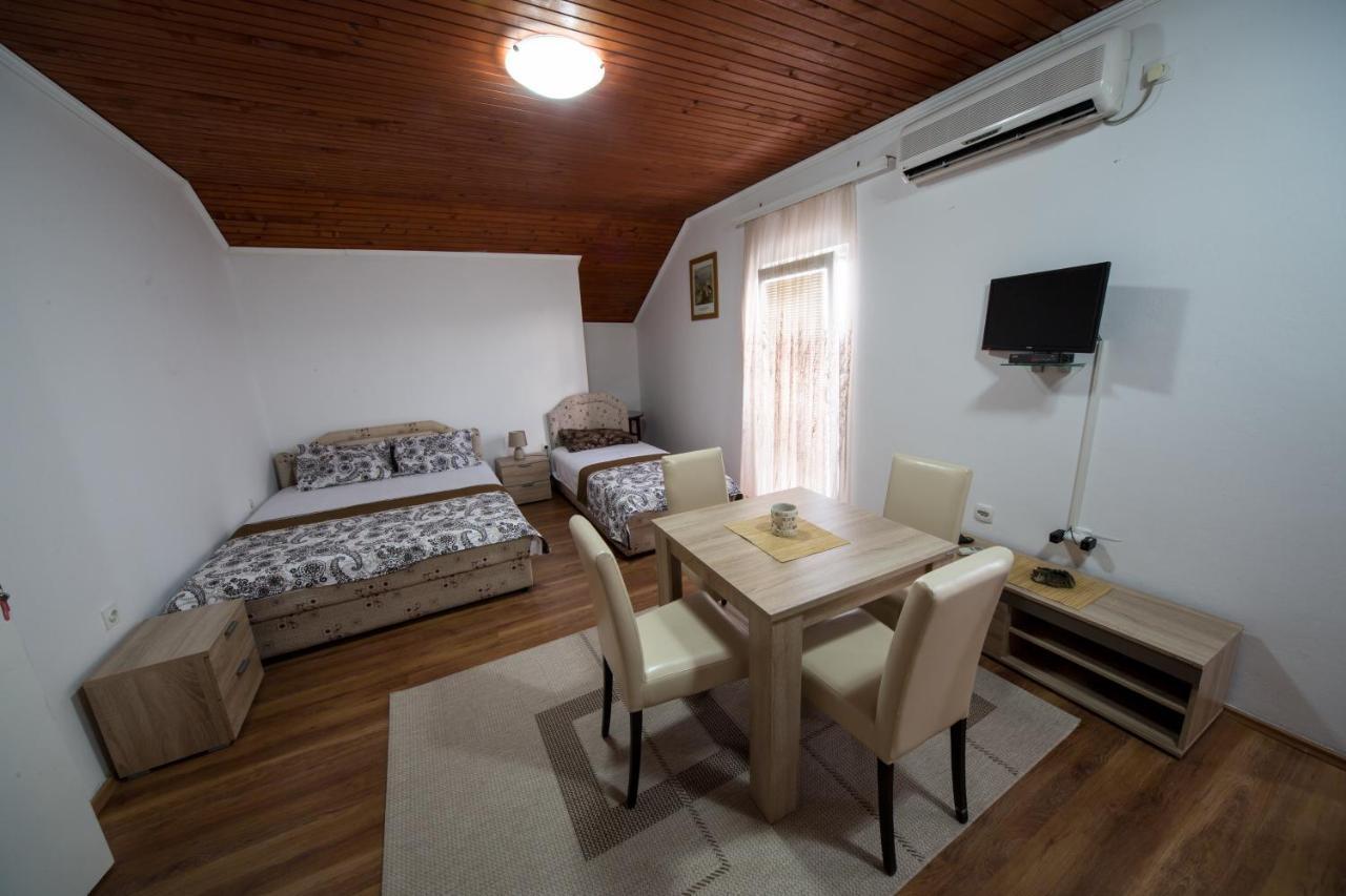Apartments Pavicevic Tivat Bilik gambar